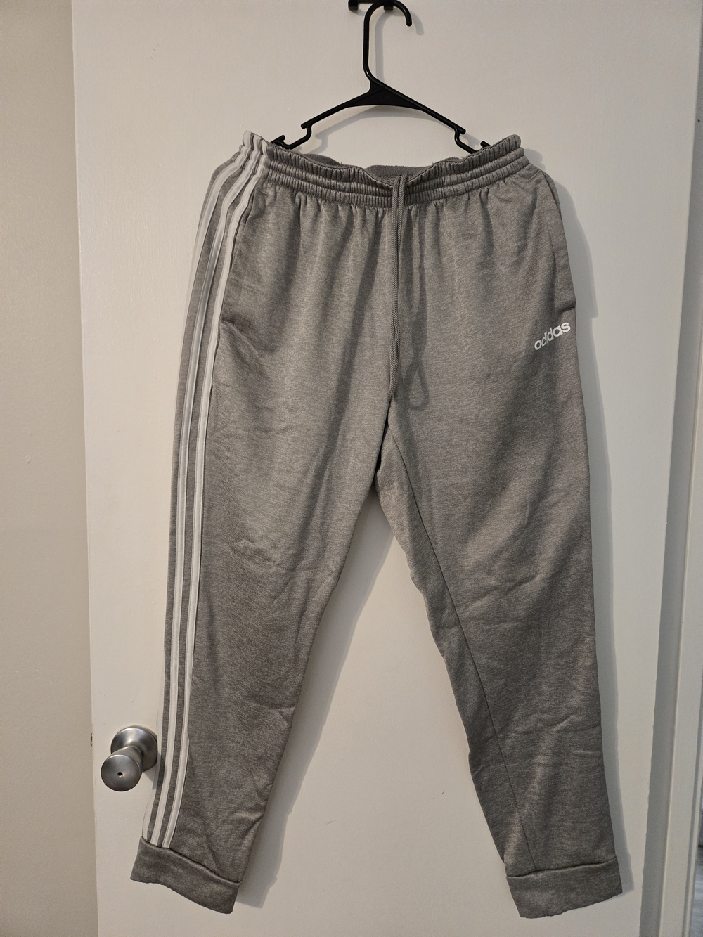 Adidas Men’s Gray 3-Stripes Jogger Sweatpants Size Medium